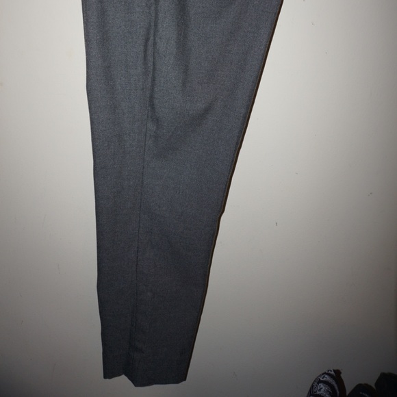 Grey pants - Picture 2 of 2